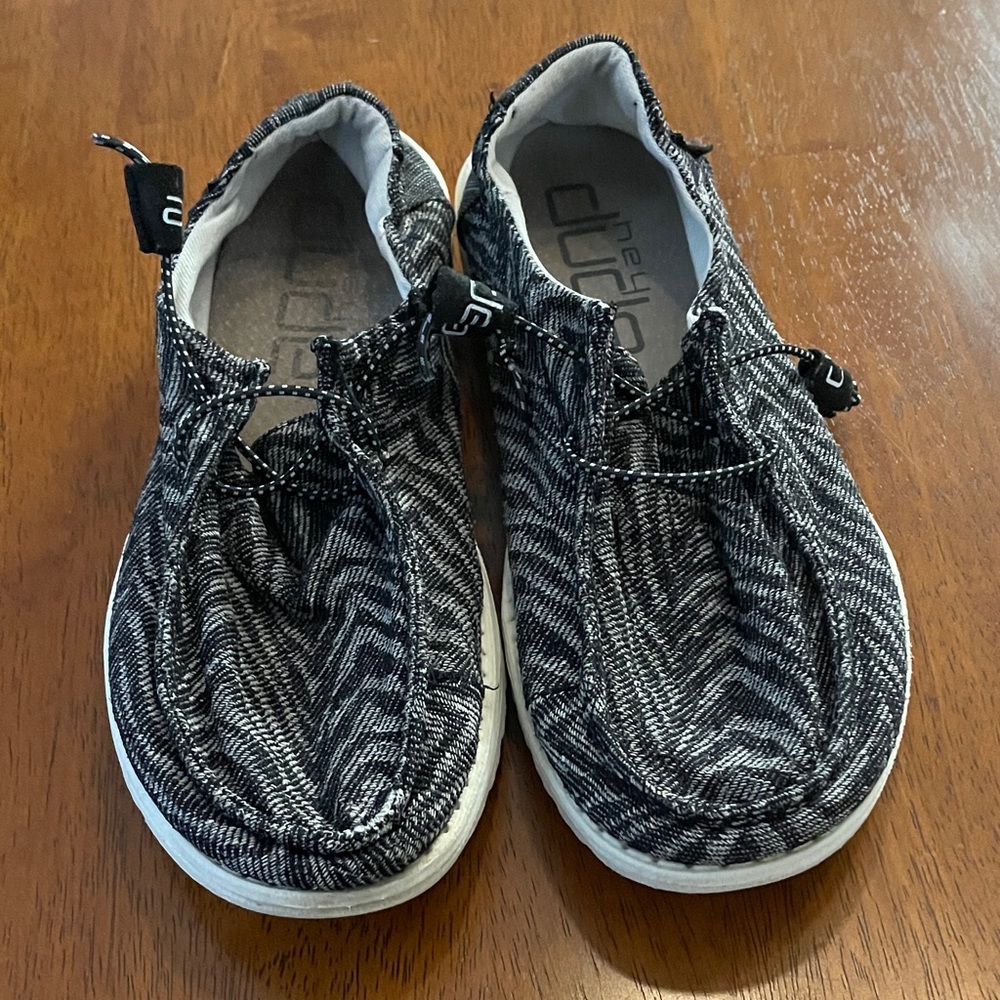 Hey Dude Women’s ' Black and White Moccasins